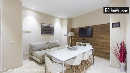 Excelente apartamento de 2 dormitorios en alquiler cerca del Palacio Real en Centro - MADRID