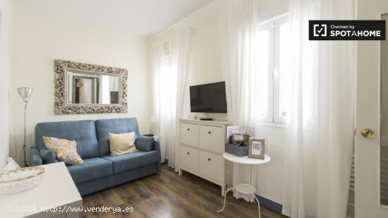 Elegante apartamento de 1 dormitorio en alquiler en Lavapiés - MADRID