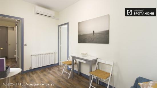 Elegante apartamento de 1 dormitorio en alquiler en Lavapiés - MADRID