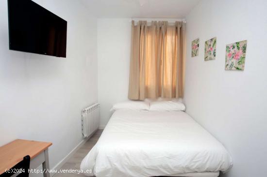  Habitación en residencia en Centro - Solo alumnas - MADRID 