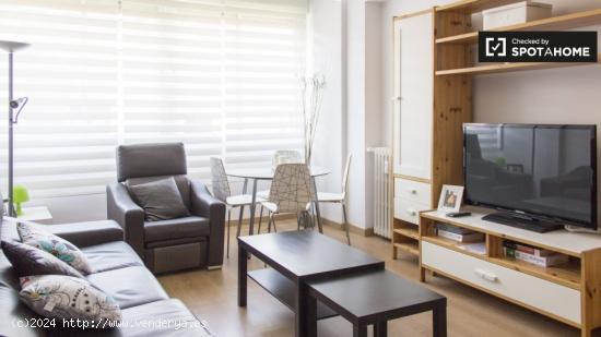 Amplio apartamento de 3 dormitorios en alquiler en Salamanca - MADRID