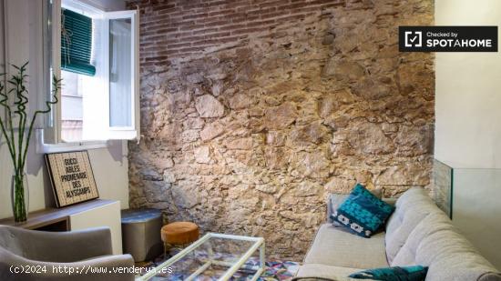 Encantador apartamento de 1 dormitorio con terraza en alquiler en Sants - BARCELONA