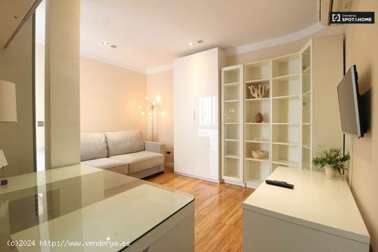  Moderno estudio en alquiler en Madrid Rio - MADRID 