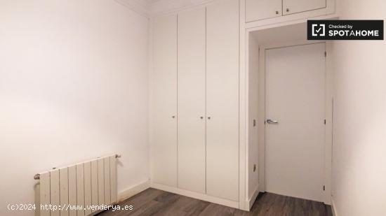 Elegante apartamento de 2 dormitorios en alquiler en Almagro y Trafalgar - MADRID