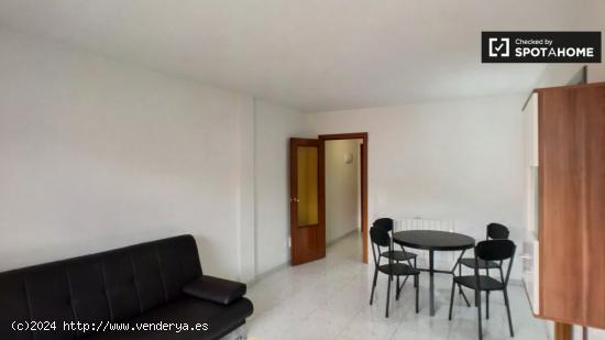 Elegante apartamento de 4 dormitorios en alquiler en Alcalá de Henares - MADRID