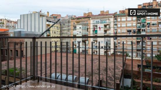 Habitación luminosa en alquiler en un apartamento de 3 dormitorios en L'Esquerra de l'Eixample - BA