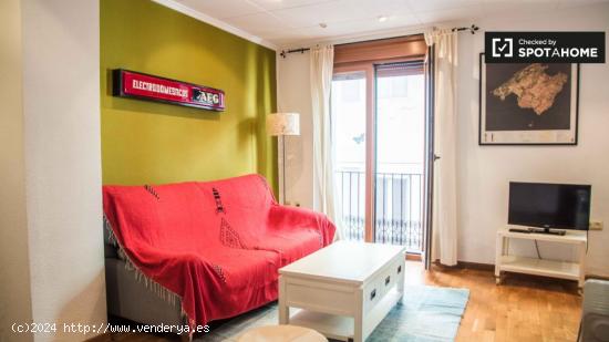 Precioso apartamento de 2 dormitorios en alquiler en Ciutat Vella - VALENCIA