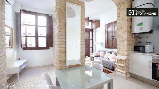 Bonito estudio en alquiler con patio en Poblats Marítims. - VALENCIA