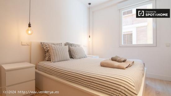 Elegante estudio con aire acondicionado en alquiler en la moderna Malasaña - MADRID