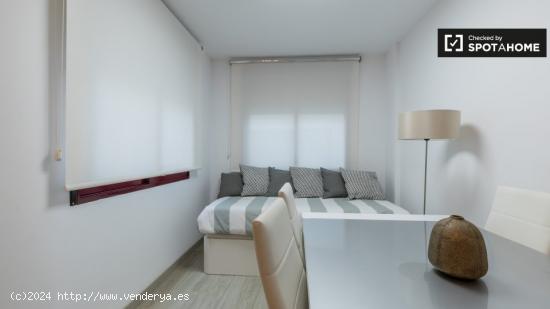 Moderno apartamento de 1 dormitorio en alquiler en Ciutat Vella - VALENCIA