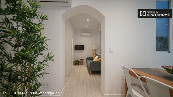 Elegante apartamento de 1 dormitorio en alquiler en el animado Lavapiés - MADRID