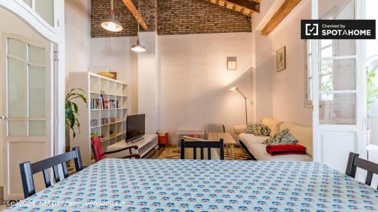 Elegante apartamento de 2 dormitorios en alquiler en L'Eixample - VALENCIA