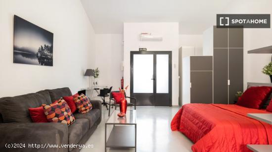 Se alquila apartamento de estilo retro cerca del metro en Ciudad Lineal - MADRID