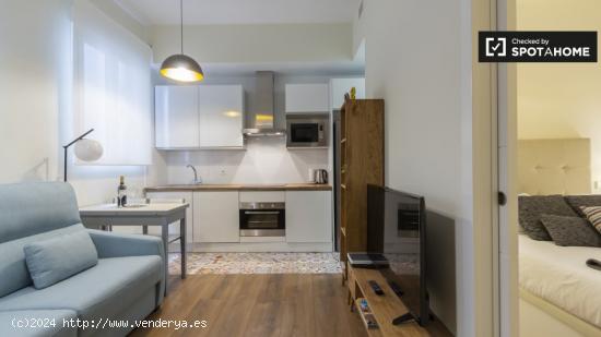 Genial apartamento de 1 dormitorio con aire acondicionado central en alquiler cerca del metro en la 