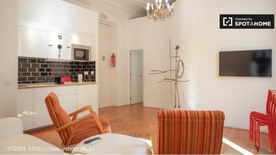 Apartamento de 2 dormitorios en alquiler en Madrid Centro - MADRID