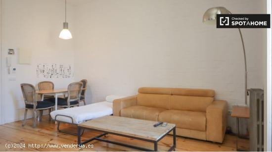 Apartamento de 2 dormitorios en alquiler en Madrid Centro - MADRID