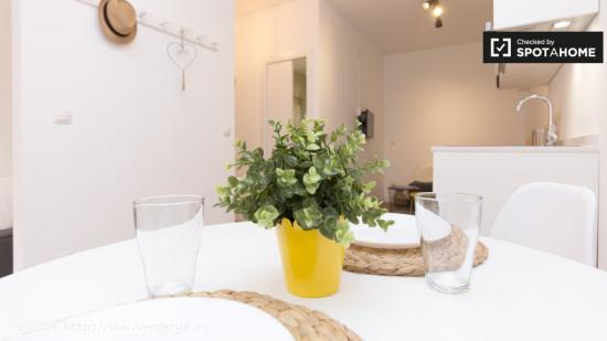 Chic apartamento estudio en alquiler en Tetuán - MADRID