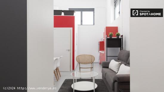 Apartamento estudio único en alquiler en Ciudad Lineal. - MADRID