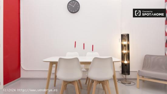 Moderno apartamento estudio en alquiler en Ciudad Lineal. - MADRID