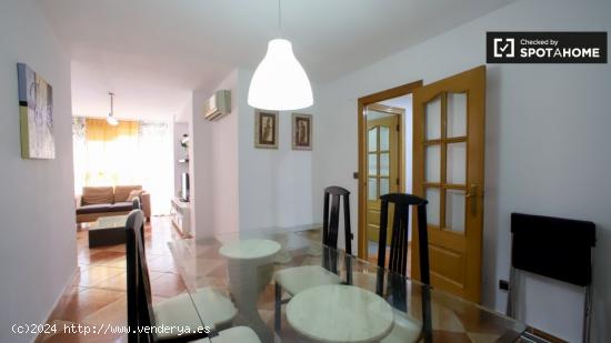 Apartamento de 3 dormitorios en alquiler en Poblats Marítims, Valencia. - VALENCIA