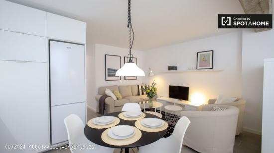 Apartamento de 2 dormitorios con aire acondicionado en alquiler en Valencia - VALENCIA