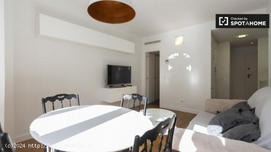 Encantador apartamento de 1 dormitorio en alquiler en la animada Chueca - MADRID