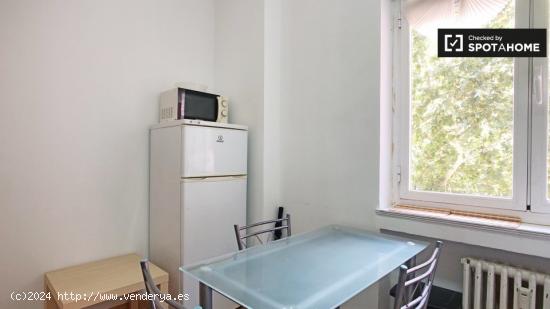 Apartamento de 2 dormitorios en alquiler en Plaza de España - MADRID