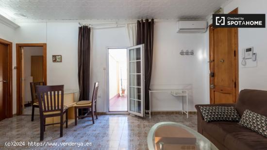 Precioso apartamento de 2 dormitorios con estudio en alquiler en L'Eixample - VALENCIA