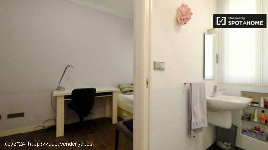 Preciosa habitación en alquiler en apartamento de 3 dormitorios en Salamanca - MADRID