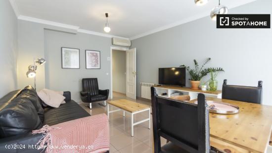 Elegante apartamento de 1 dormitorio en alquiler en Centro - MADRID