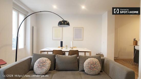 Impresionante apartamento de 2 dormitorios en alquiler en Chueca - MADRID