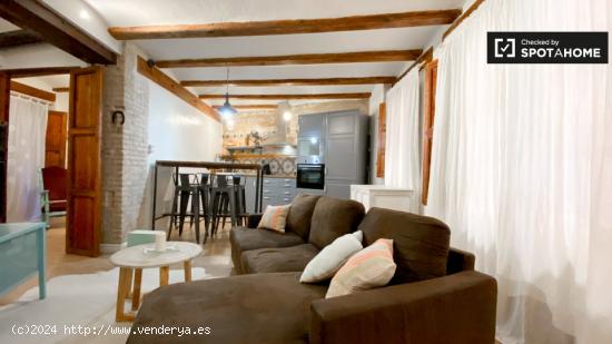 Precioso apartamento de 2 dormitorios en alquiler cerca del Mercado Central de Valencia en Ciutat Ve