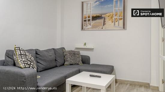 Elegante apartamento de 3 dormitorios en alquiler en Poblats Marítims - VALENCIA