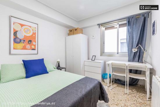  Bonita habitación con cama doble en alquiler en Patraix - VALENCIA 