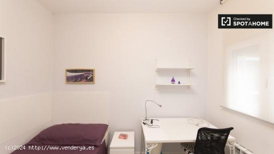 Se alquila habitación moderna en apartamento de 4 dormitorios en Getafe - MADRID