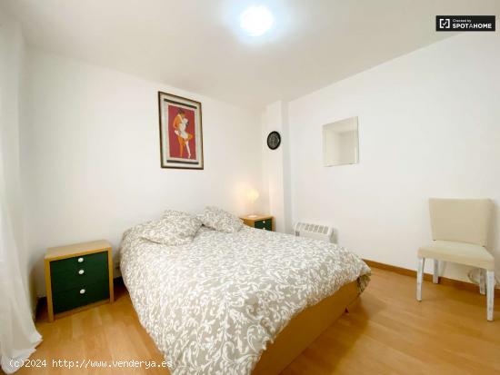  Acogedora habitación en alquiler en apartamento de 3 dormitorios en Poblats Marítims - VALENCIA 