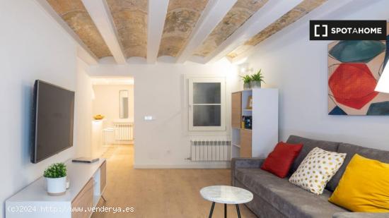 Apartamento de 1 dormitorio con hermoso patio en alquiler en L'Esquerra de l'Eixample - BARCELONA