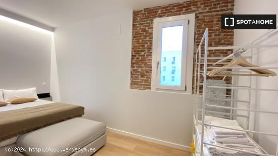 Elegante apartamento de 1 dormitorio en alquiler en La Latina - MADRID