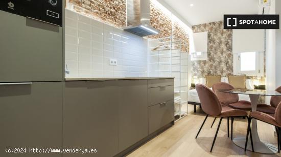 Lindo apartamento de 1 dormitorio en alquiler, cerca de El Rastro, en La Latina - MADRID