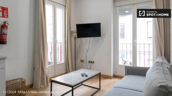 Elegante apartamento de 3 dormitorios en alquiler, cerca del Palacio Real, en Malasaña - MADRID