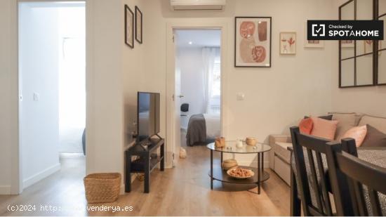 Apartamento de 2 dormitorios en alquiler en Castilla - MADRID