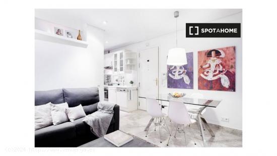 Piso de 1 dormitorio con elegante diseño en alquiler en Salamanca - MADRID