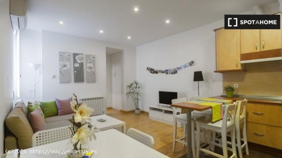 Apartamento de 2 dormitorios en alquiler en la Universidad - MADRID