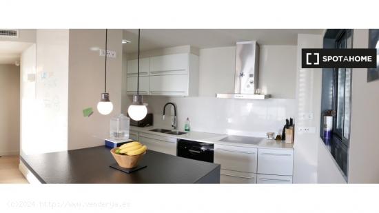 Apartamento entero de 2 dormitorios en Esplugues de Llobregat - BARCELONA