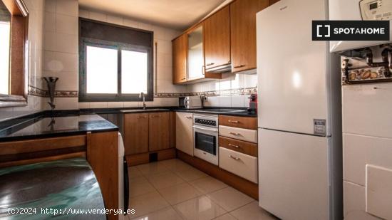 Apartamento entero de 2 dormitorios en Barcelona. - BARCELONA