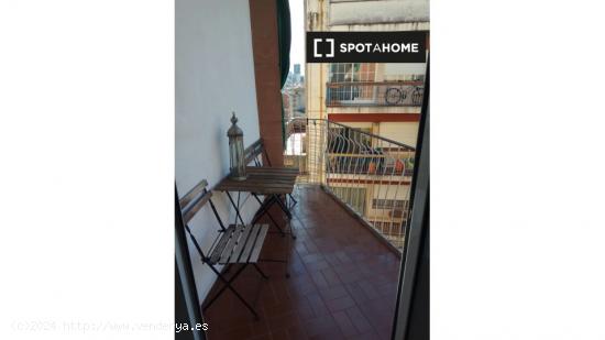 Todo el apartamento de 3 dormitorios en L'Hospitalet de Llobregat. - BARCELONA