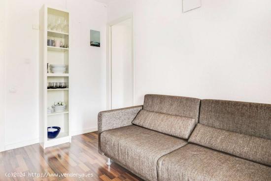 Apartamento entero de 1 dormitorio en Barcelona - BARCELONA