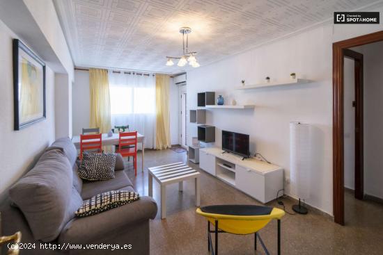  Piso de 3 habitaciones en alquiler en Camins al Grau - VALENCIA 