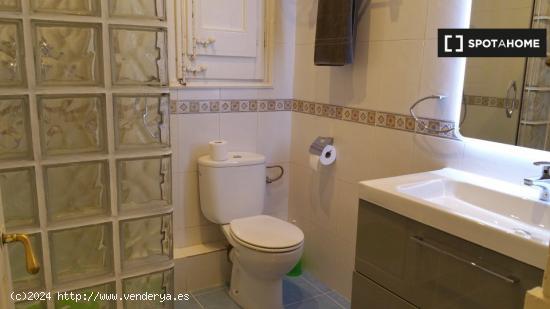 Apartamento entero de 2 dormitorios en Barcelona. - BARCELONA