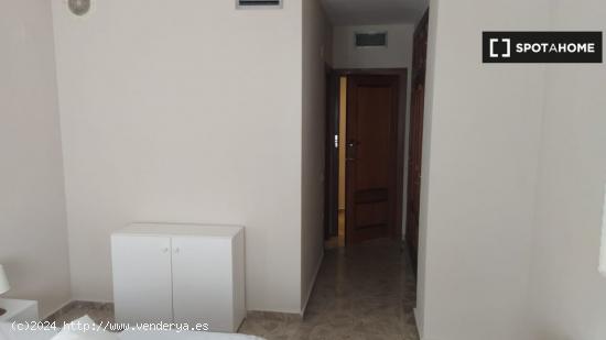 Piso de 5 habitaciones en Sant Francesc - VALENCIA